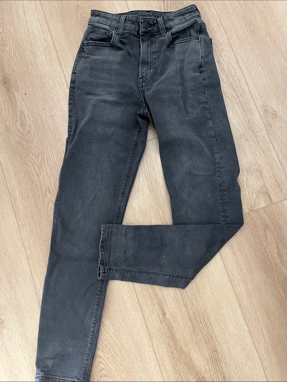 American Eagle Outfitters  Junior women Black Skinny Jeans